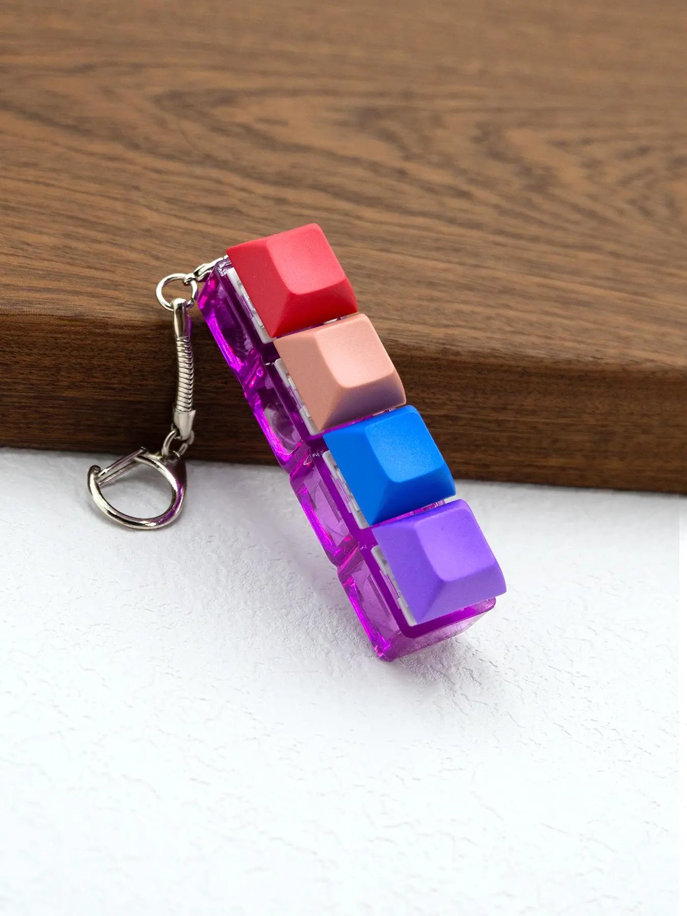 Summer 2025 Fun Keycap Keyboard Keychain, Punk Style Keyboard 4 Keys Toy Keychain Stress Relief Fidget for Women & Men, Fashion Accessories for Daily Use for Decompression Gift