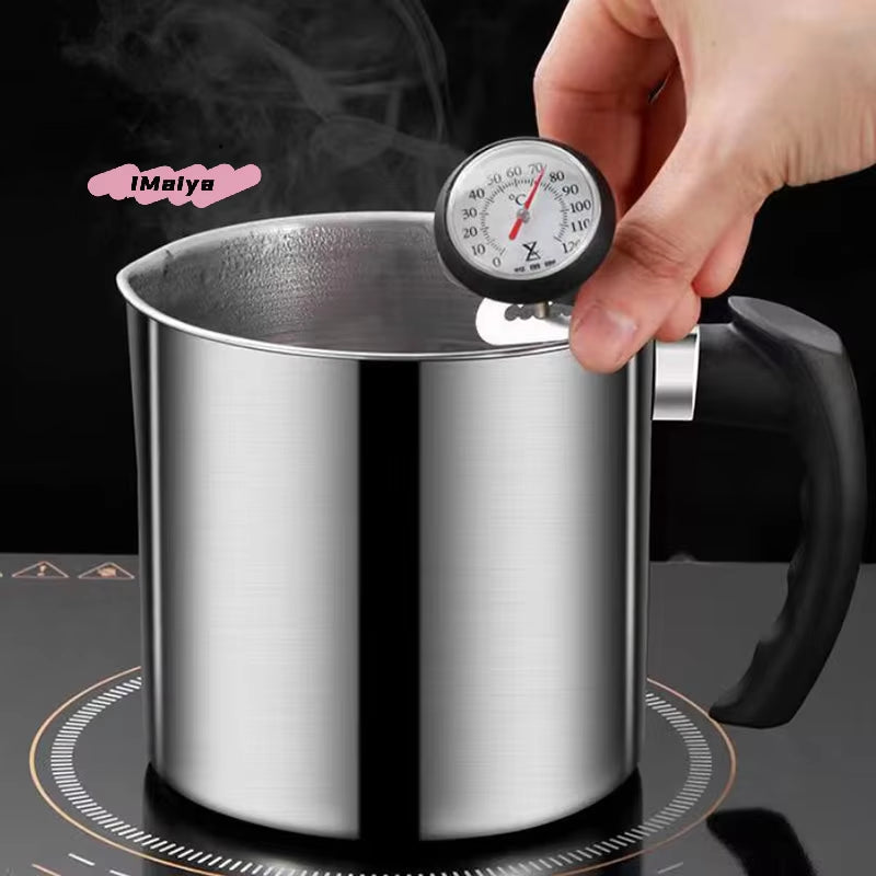 Durable Stainless Steel Oil Pot with Built-In Filter, Easy to Install Design, Leak-Proof and Convenient, Kitchen and Restaurant